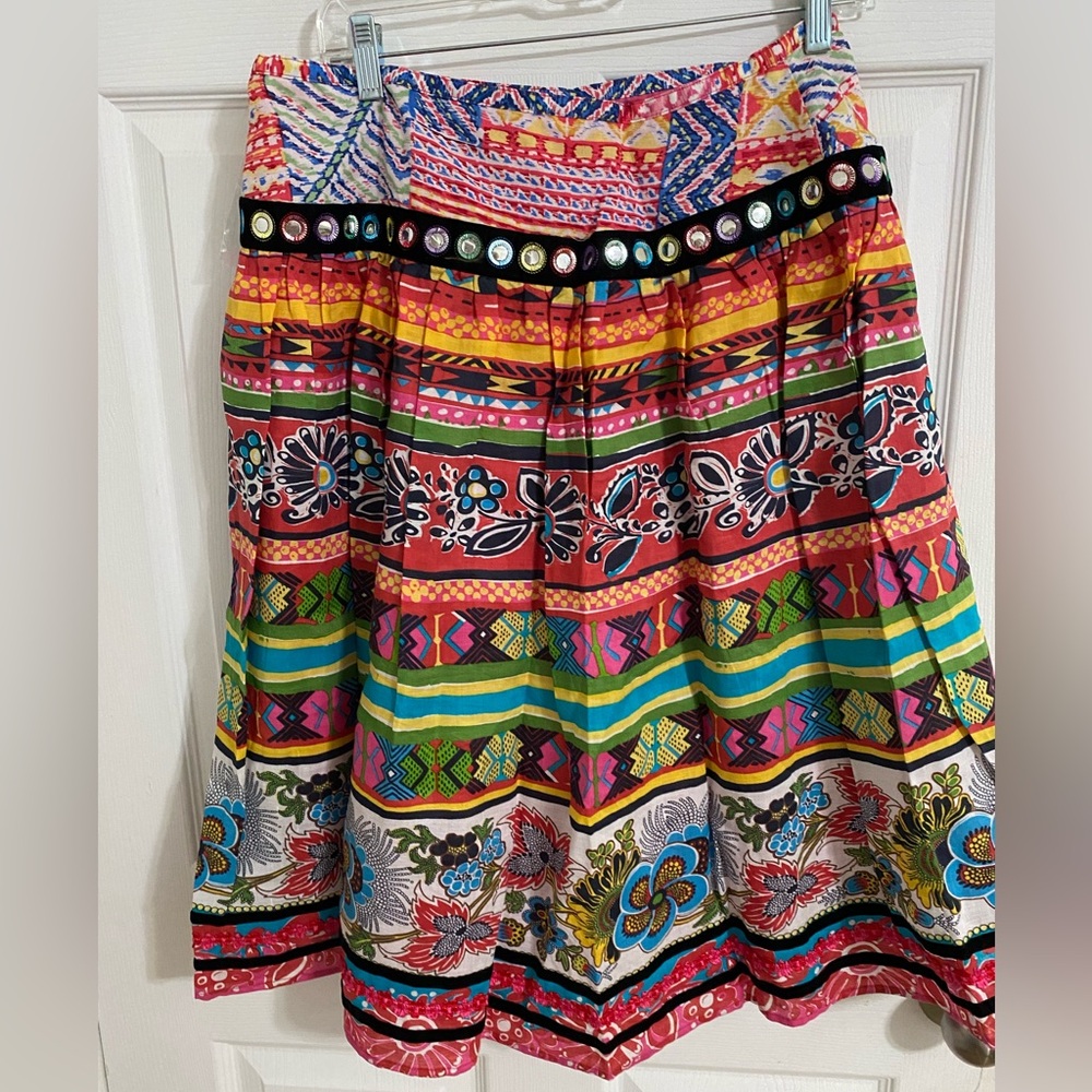 WD NY skirt with mirrored embellishments around the waist size 10